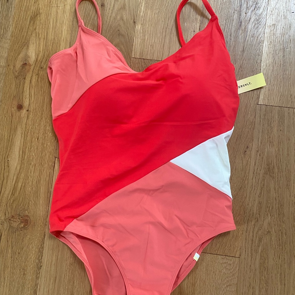 NWT Summersalt Marina Size 12